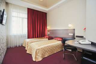 Отель Веструм Самара Стандартный двухместный номер с 2 отдельными кроватями-1